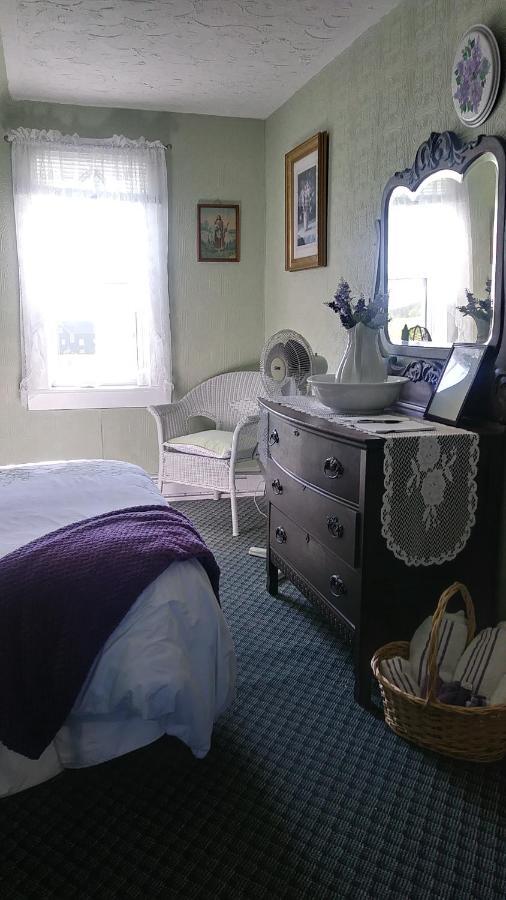 Moore'S Specialties Fundy Bay House Rental Gardner Creek エクステリア 写真