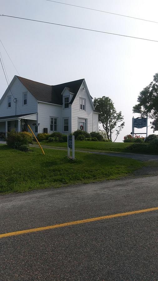 Moore'S Specialties Fundy Bay House Rental Gardner Creek エクステリア 写真